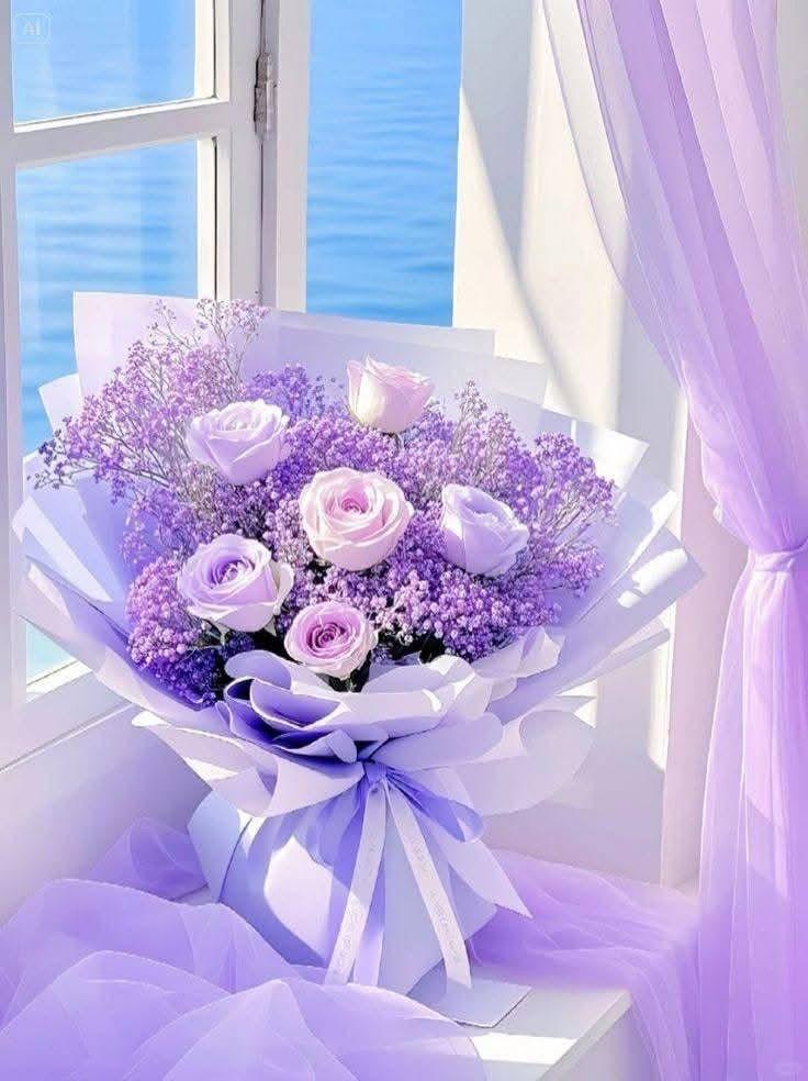 TruePathArchive workshop space where corporate flower arrangements are designed and prepared for business delivery